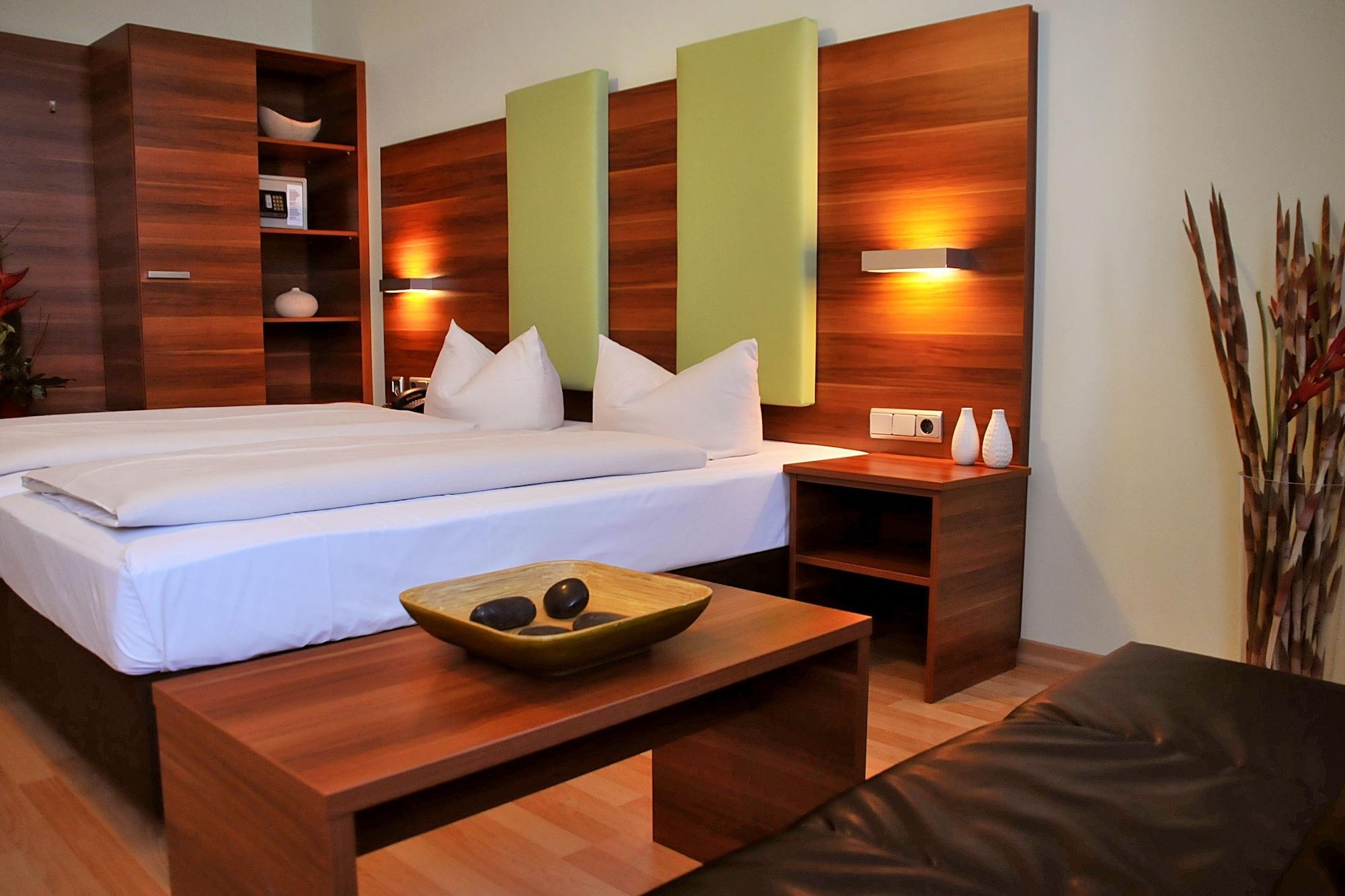 Arthotel Отель 3*
