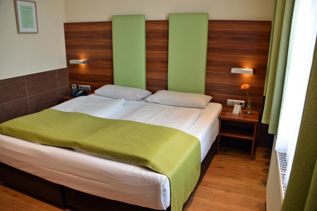 Arthotel Отель